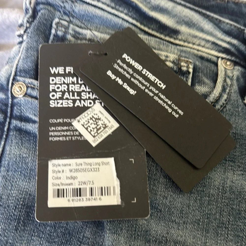 Silver Jeans Sure Thing High Rise Long Shorts 22W Indigo NWT